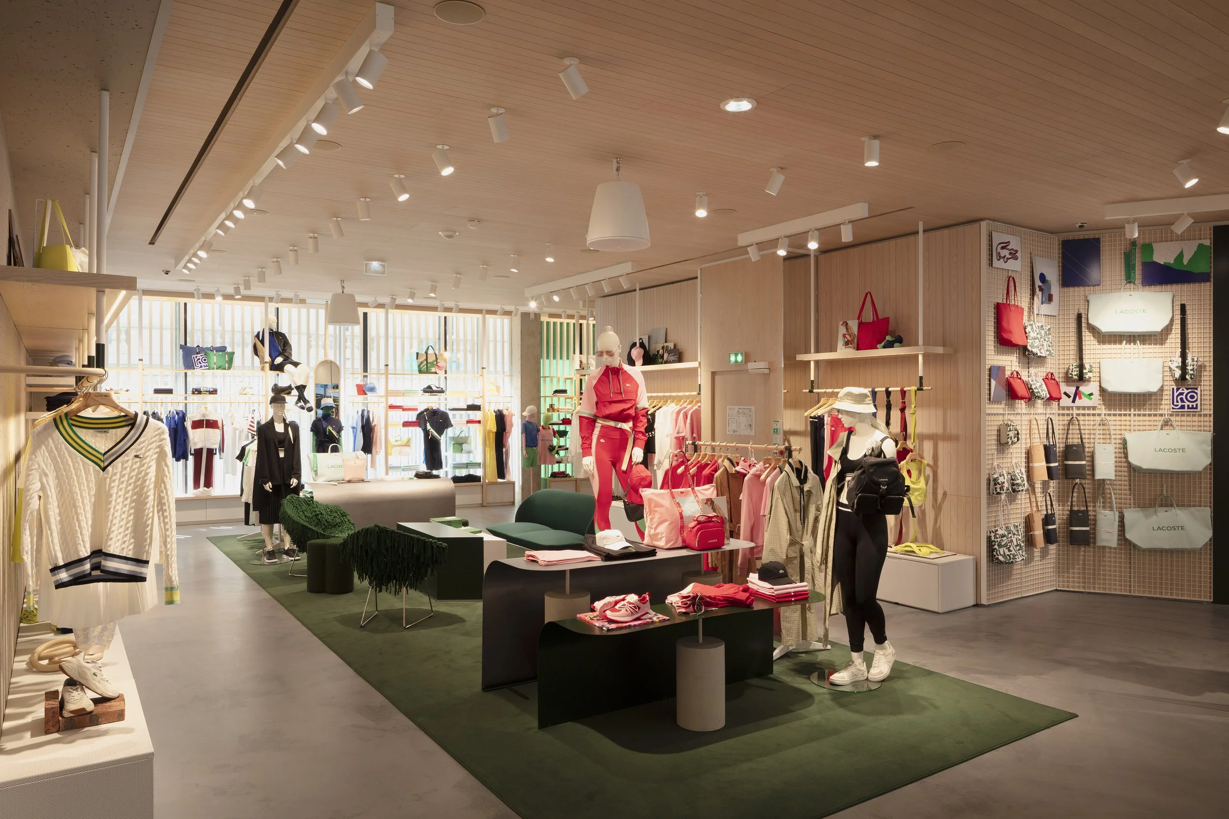 Lacoste top robinsons galleria